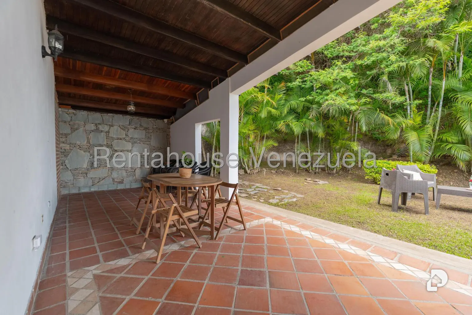 Casa en Prados del Este, Caracas – 22