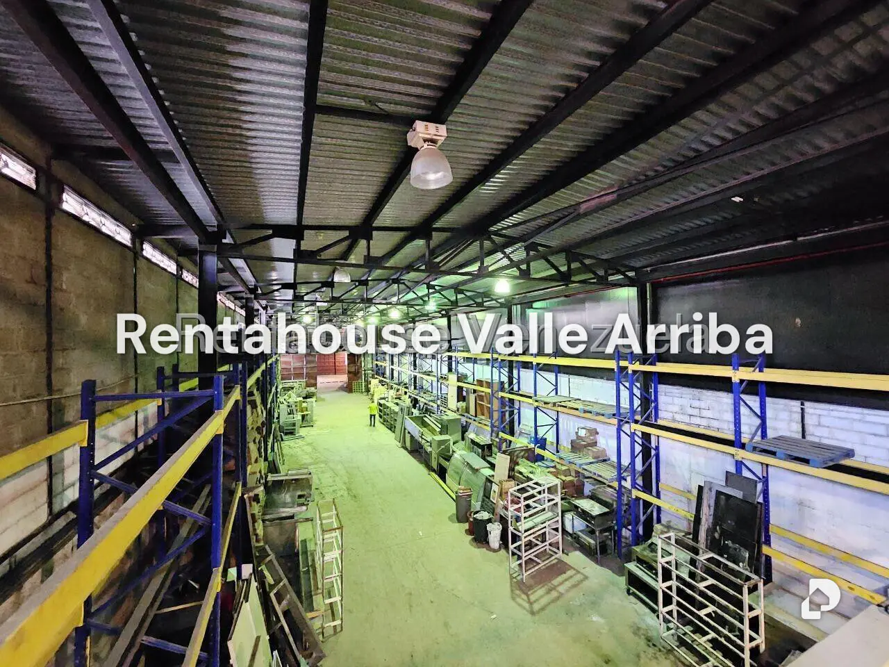Local comercial en La Yaguara, Caracas – 22