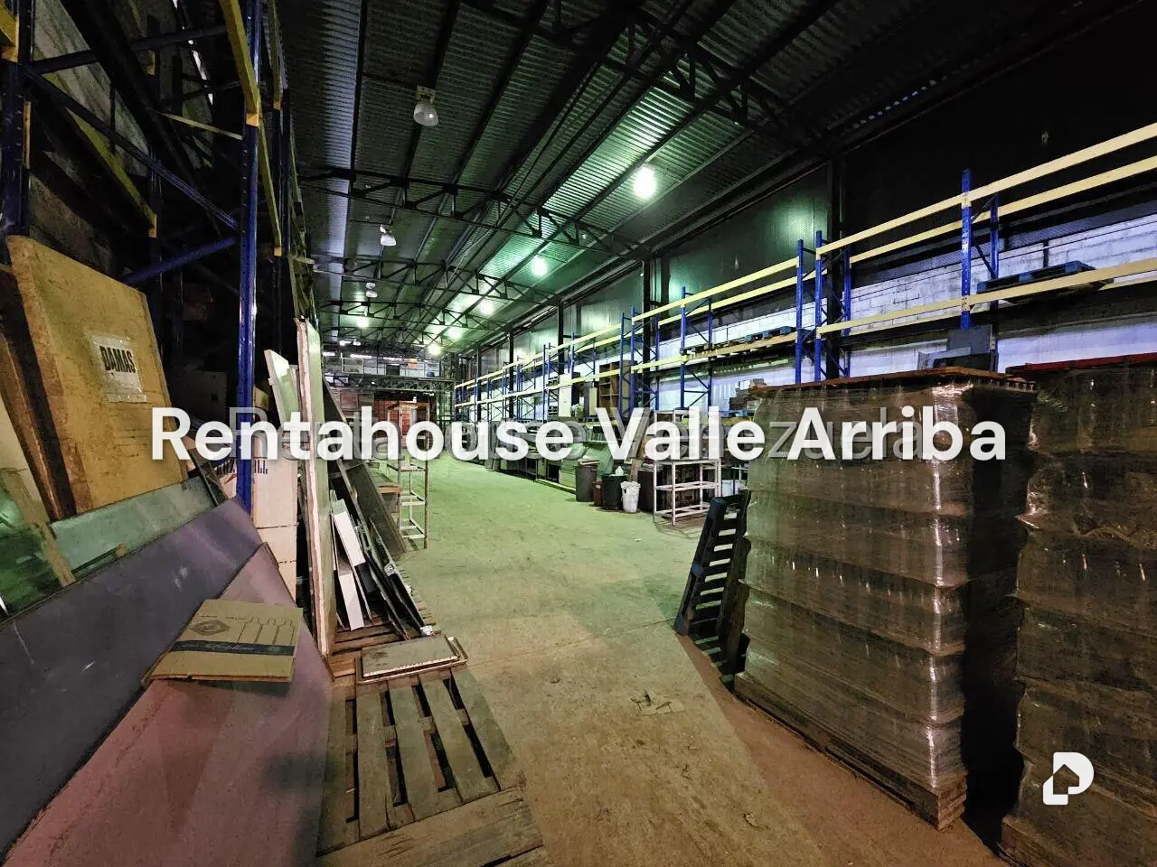 Local comercial en La Yaguara, Caracas – 28