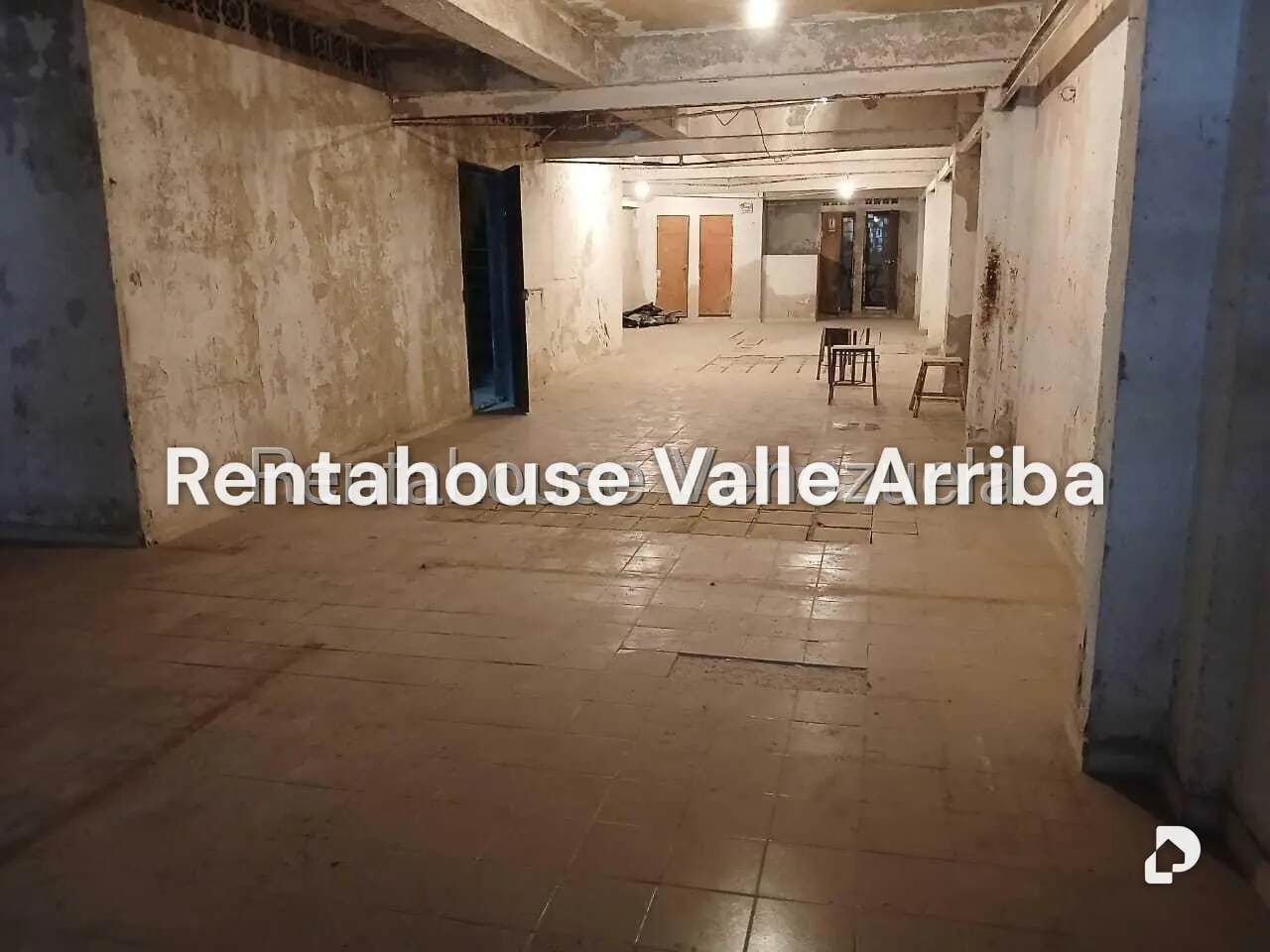 Local comercial en Catia, Caracas – 27
