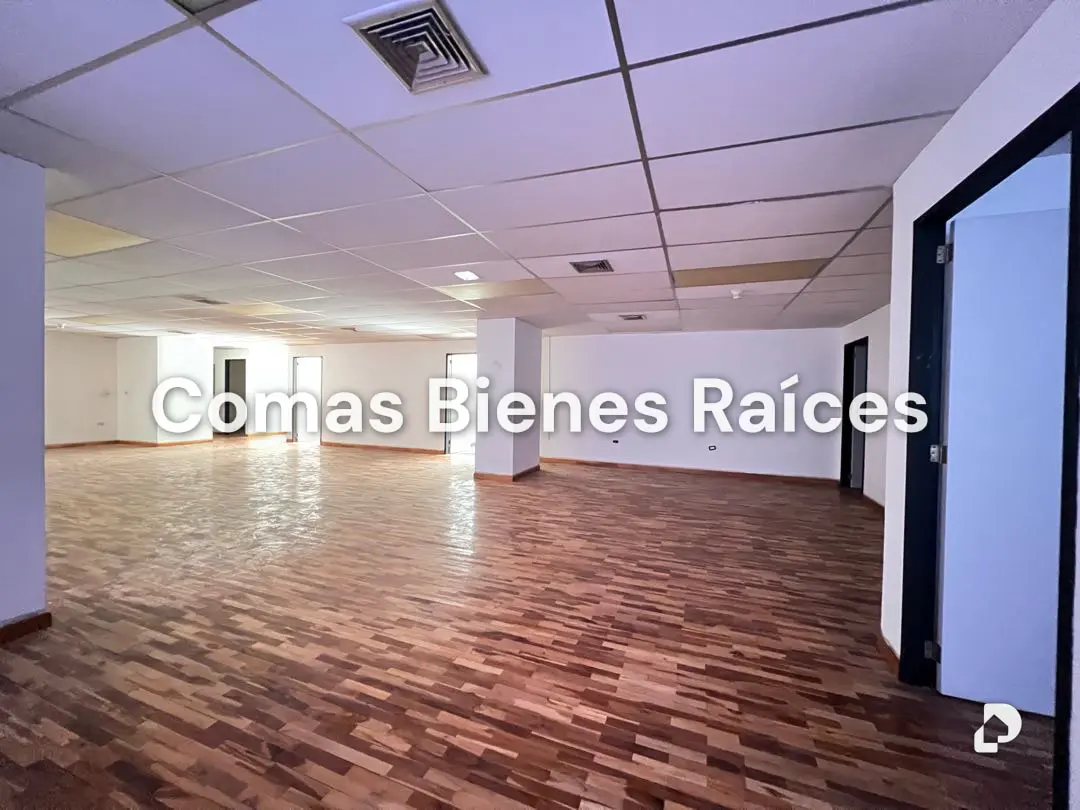 Oficina en Los Palos Grandes, Caracas – 7