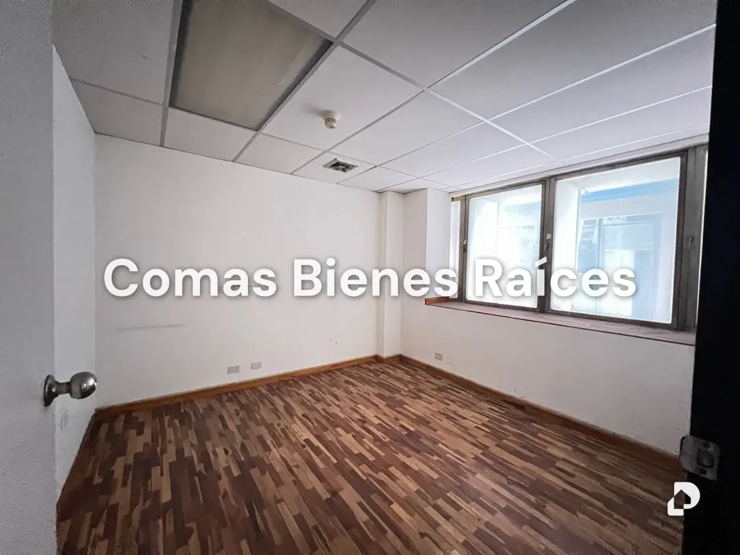 Oficina en Los Palos Grandes, Caracas – 4
