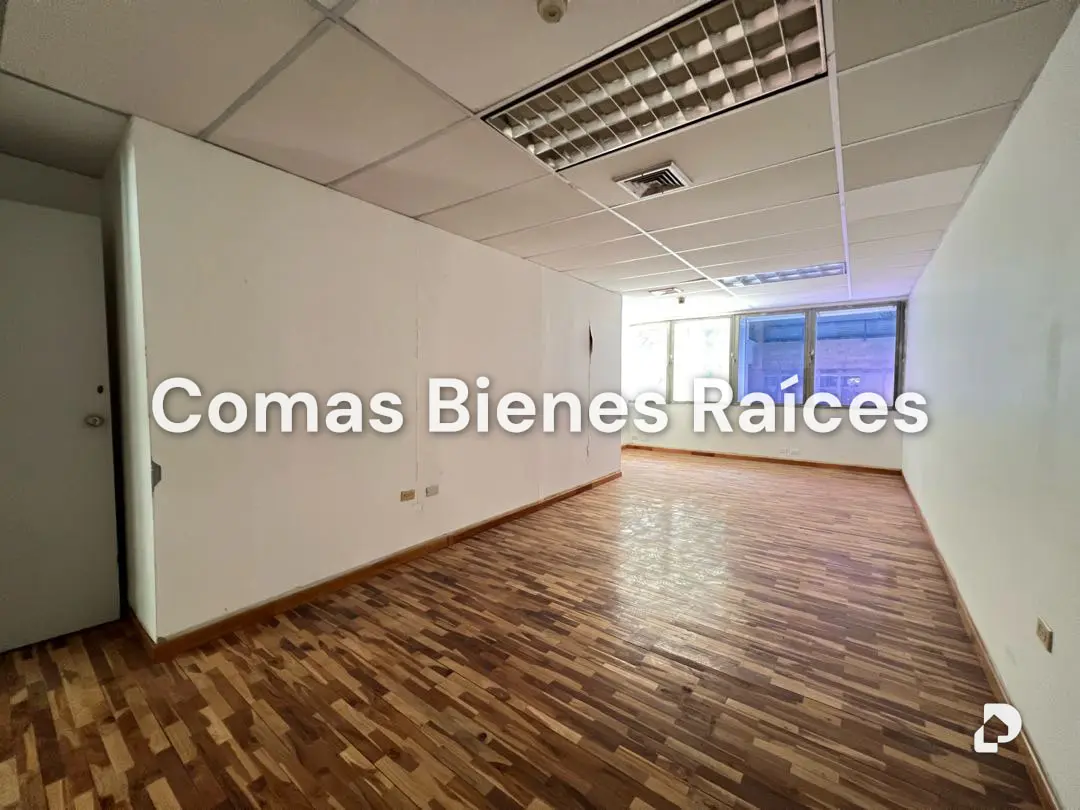 Oficina en Los Palos Grandes, Caracas – 3