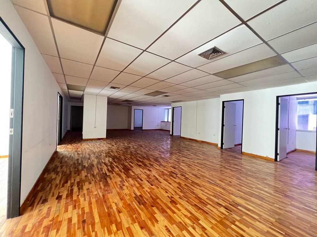Oficina en Altamira, Caracas - 1
