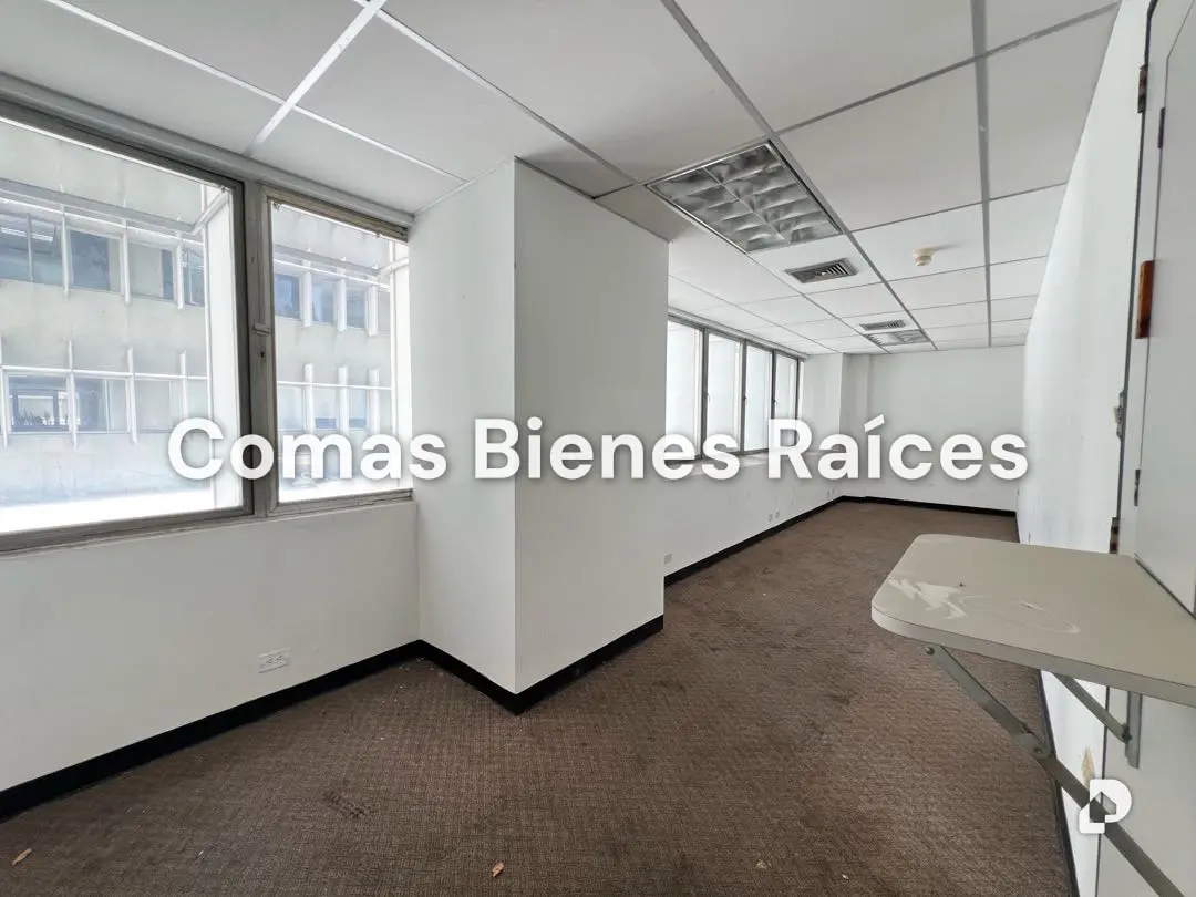 Oficina en Los Palos Grandes, Caracas – 6