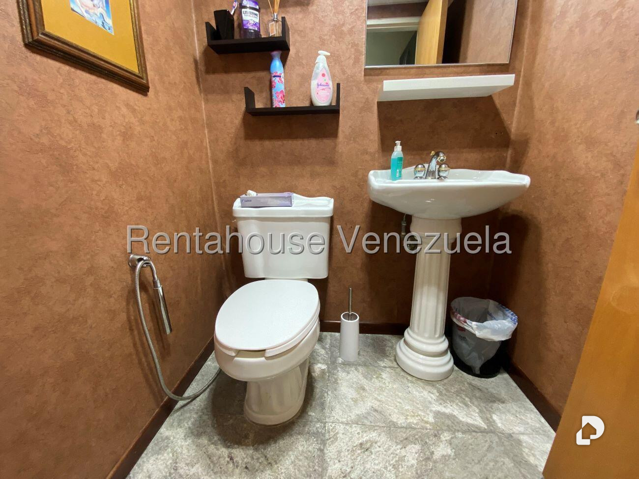 Oficina en Chuao, Caracas – 18