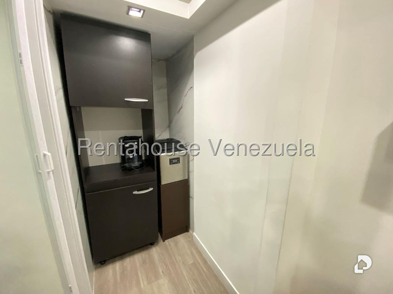 Oficina en Chuao, Caracas – 16