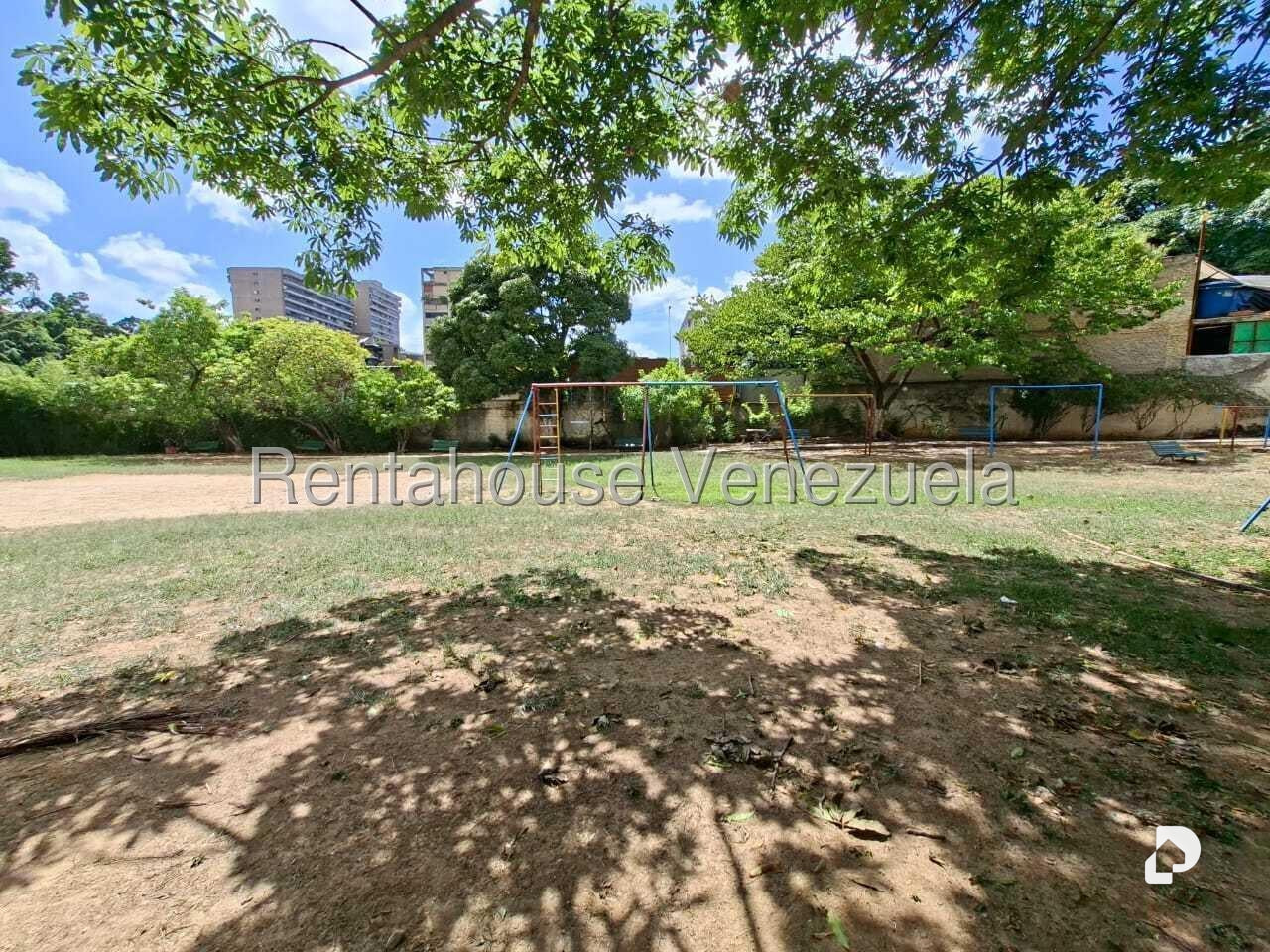 Apartamento en Los Dos Caminos, Caracas – 18