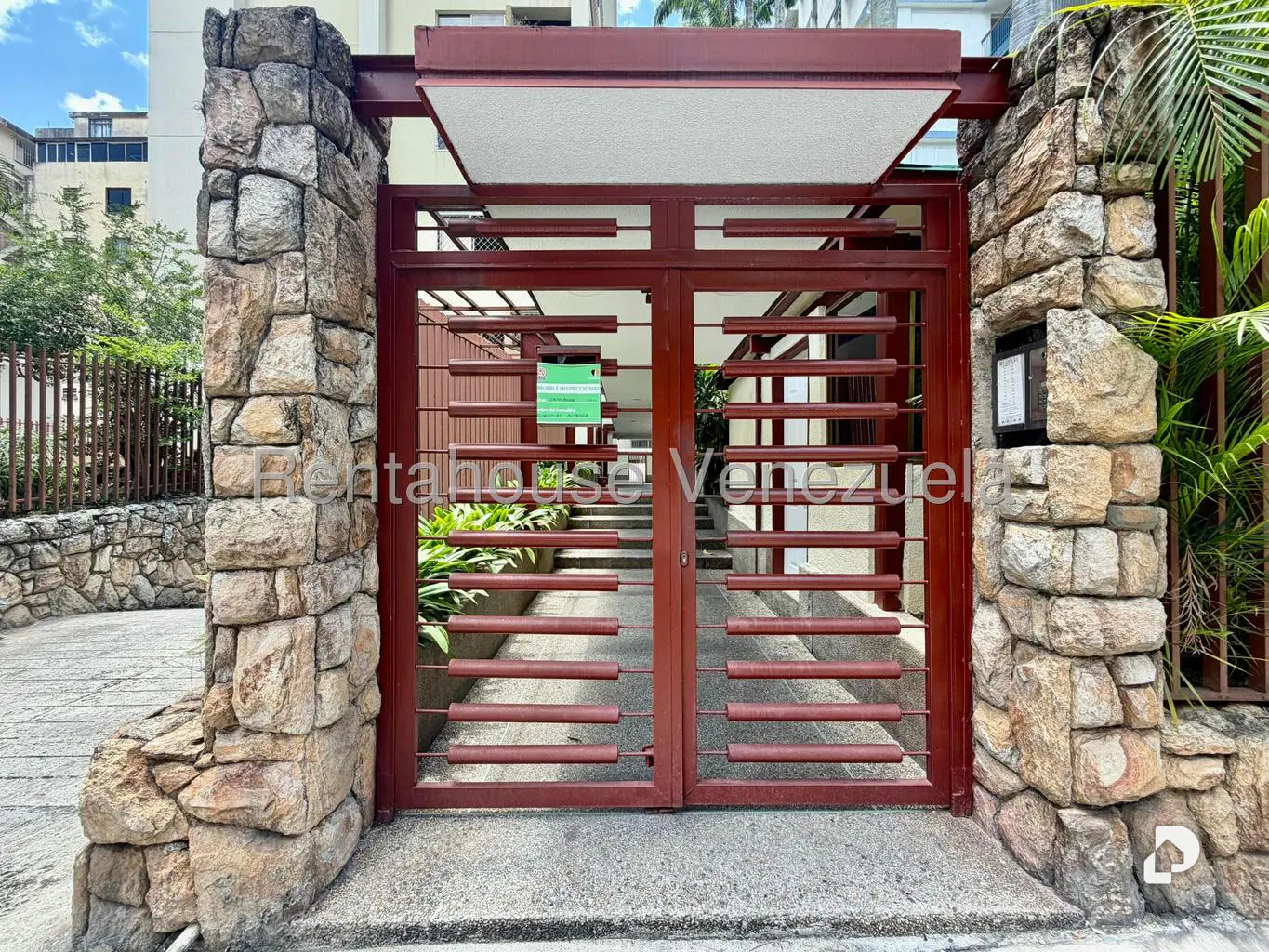 Apartamento en Los Palos Grandes, Caracas – 19