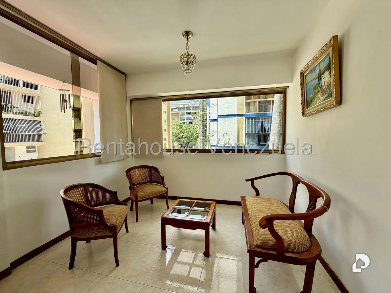 Apartamento en Los Palos Grandes, Caracas – 8