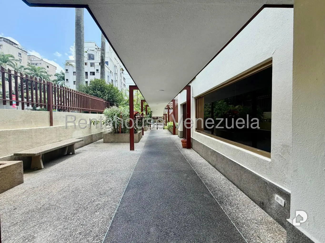 Apartamento en Los Palos Grandes, Caracas – 2