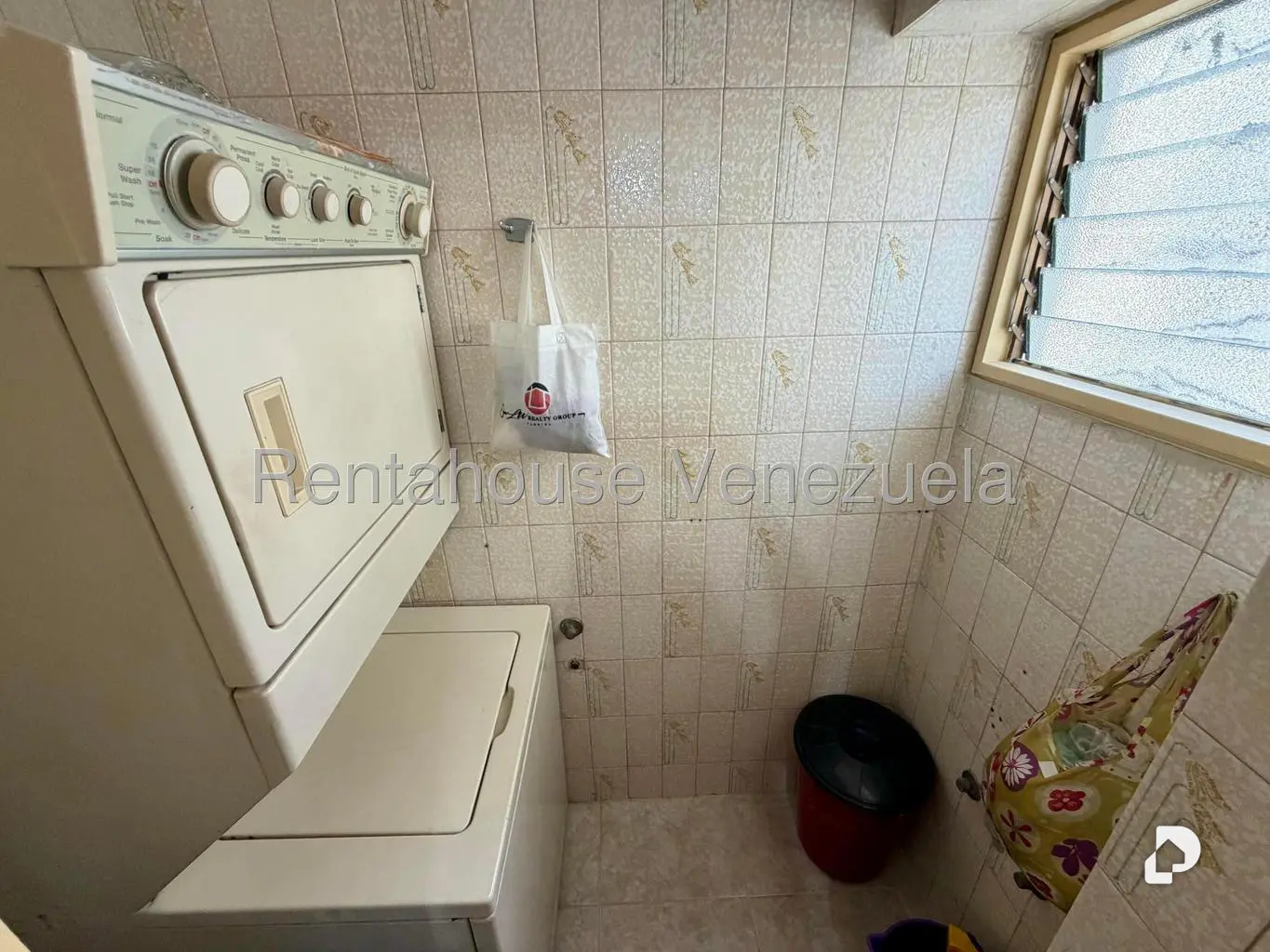 Apartamento en Los Palos Grandes, Caracas – 4