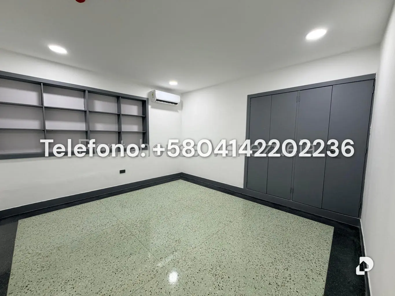 House in San Román, Caracas – 29