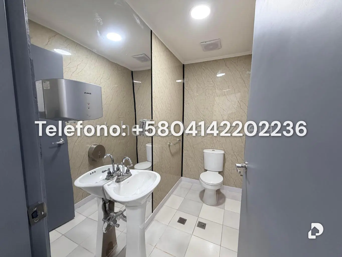 House in San Román, Caracas – 25