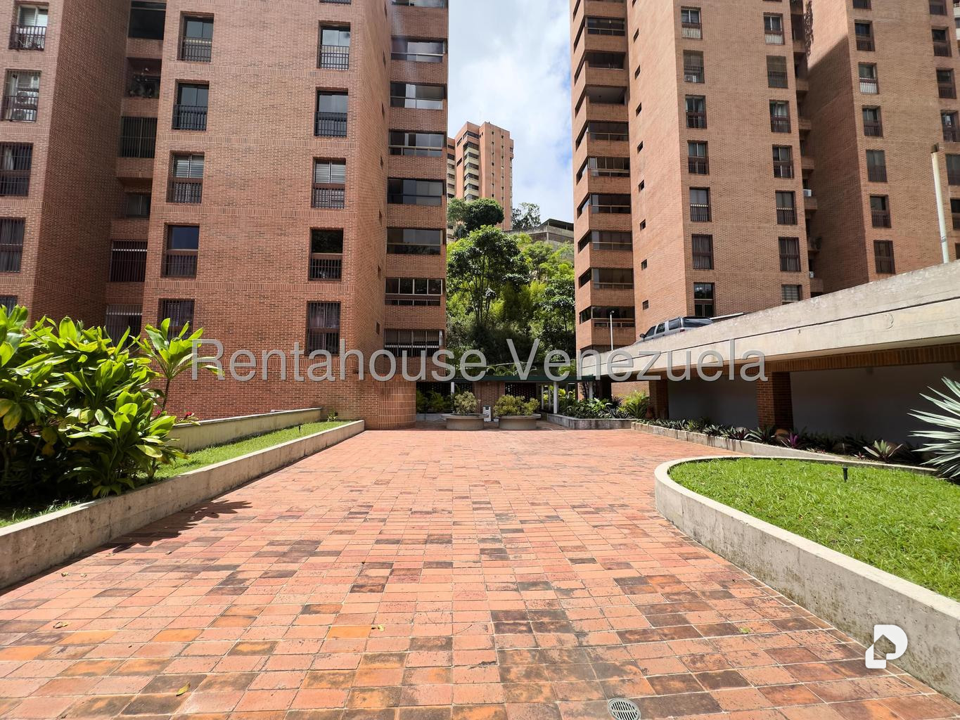 Apartamento en Los Naranjos (del Cafetal), Caracas – 2