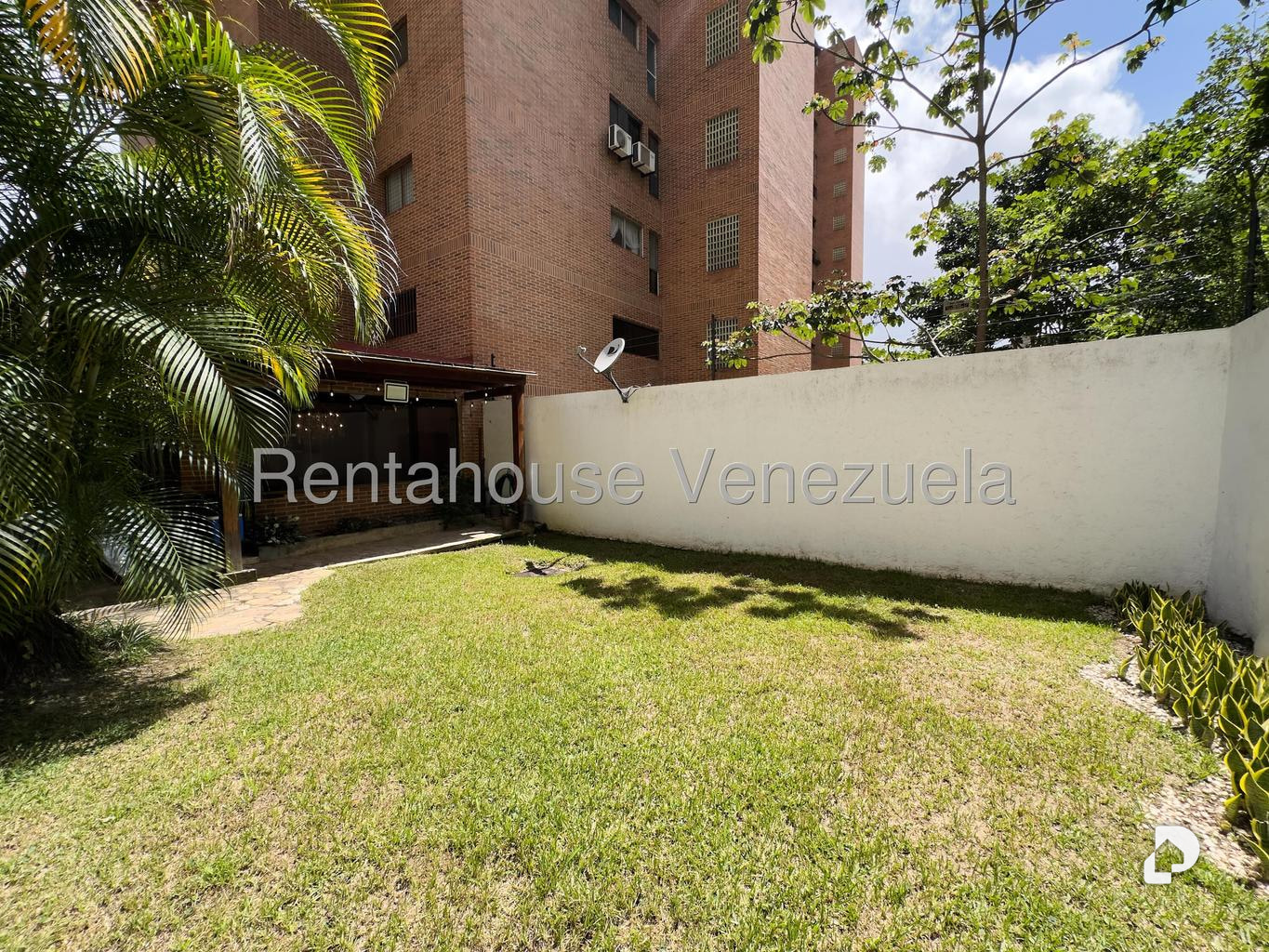 Apartamento en Los Naranjos (del Cafetal), Caracas – 17