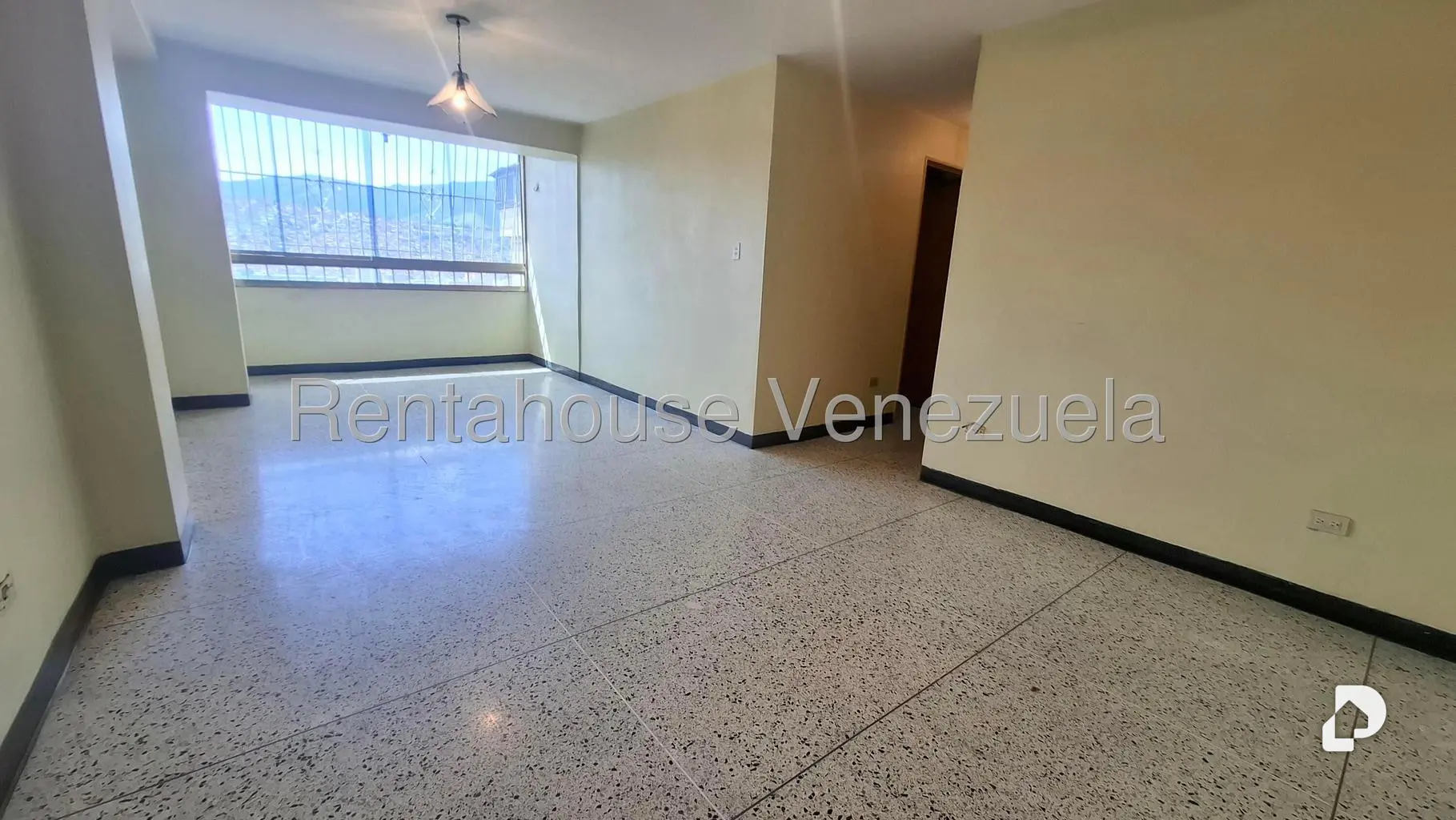 Apartamento en El Paraíso, Caracas – 8