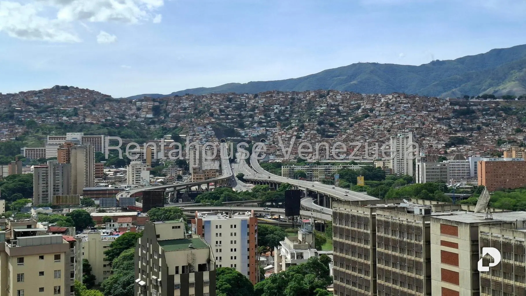 Apartamento en El Paraíso, Caracas – 2