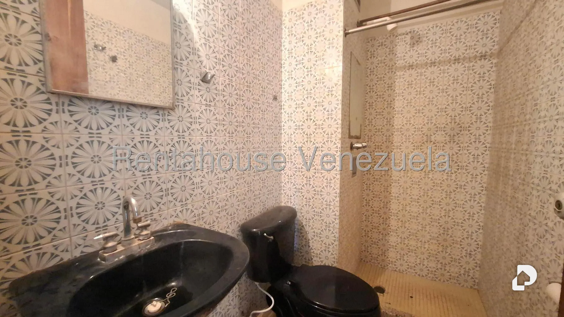 Apartamento en El Paraíso, Caracas – 25