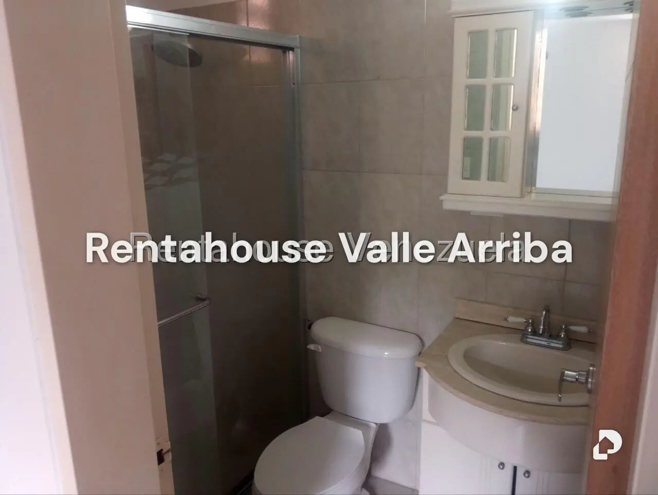 Apartamento en Colinas de La Tahona, Caracas – 23