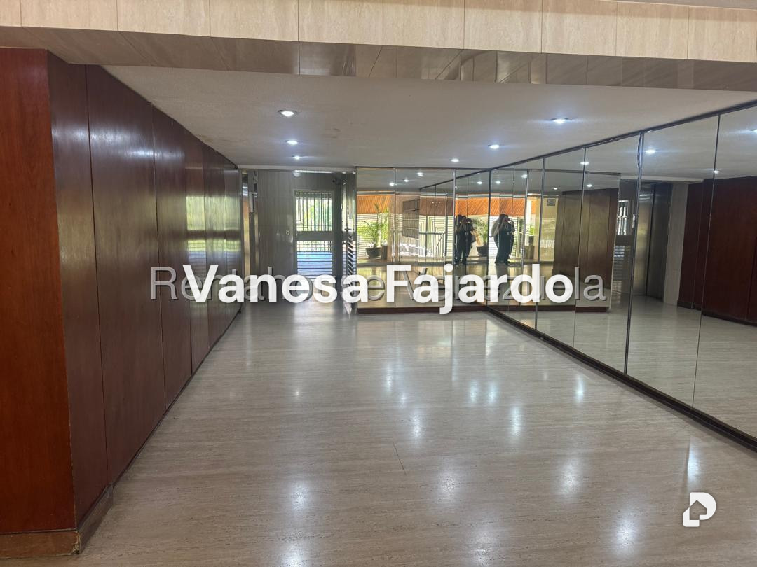Apartamento en Prados del Este, Caracas – 4