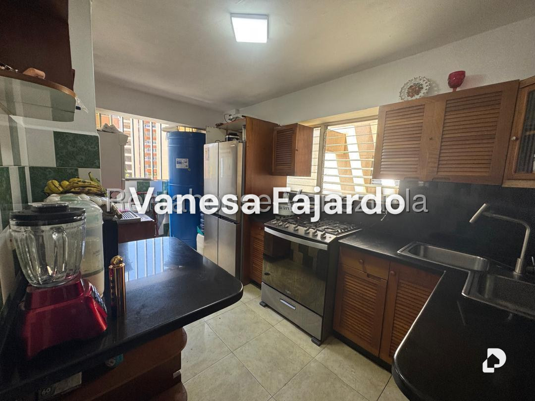Apartamento en Prados del Este, Caracas – 15
