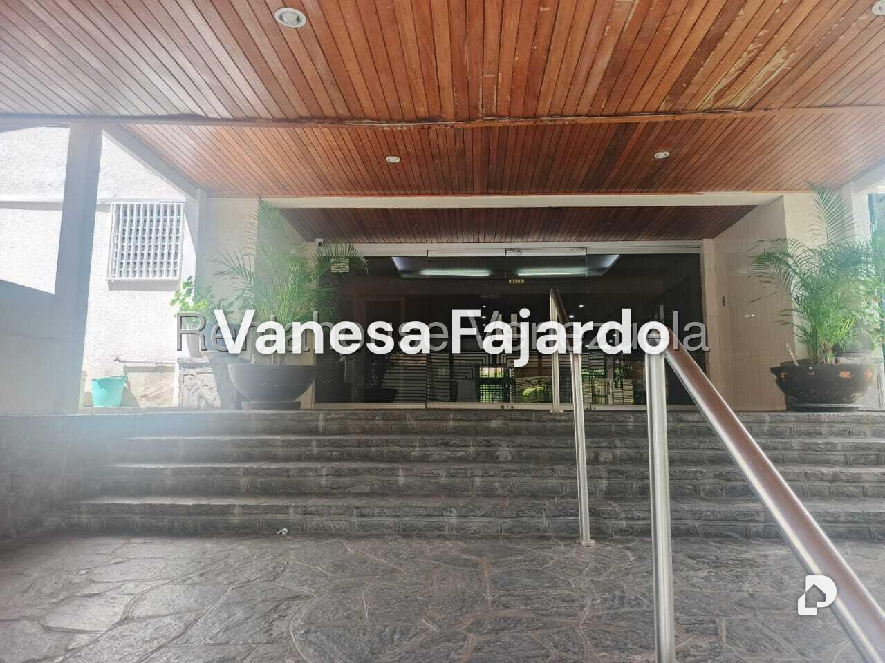 Apartamento en Prados del Este, Caracas – 3