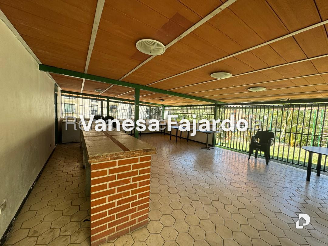 Apartamento en Prados del Este, Caracas – 21
