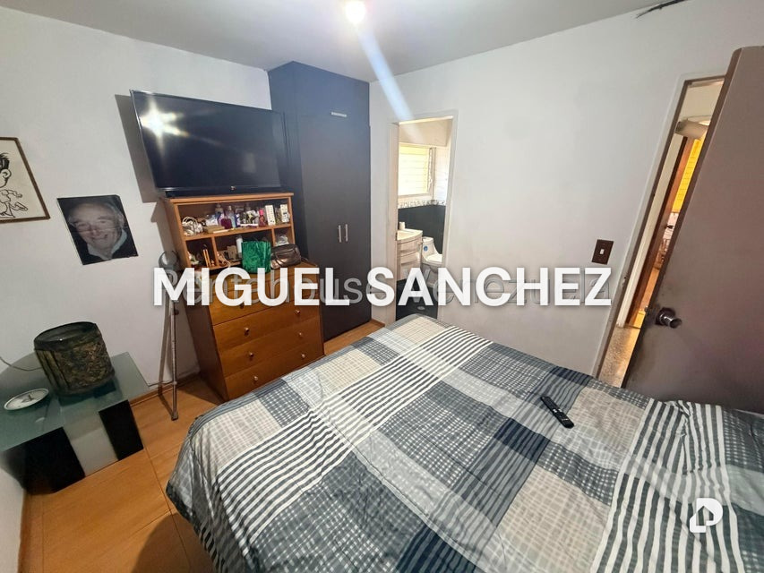 Apartamento en Colinas de Santa Mónica, Caracas – 11
