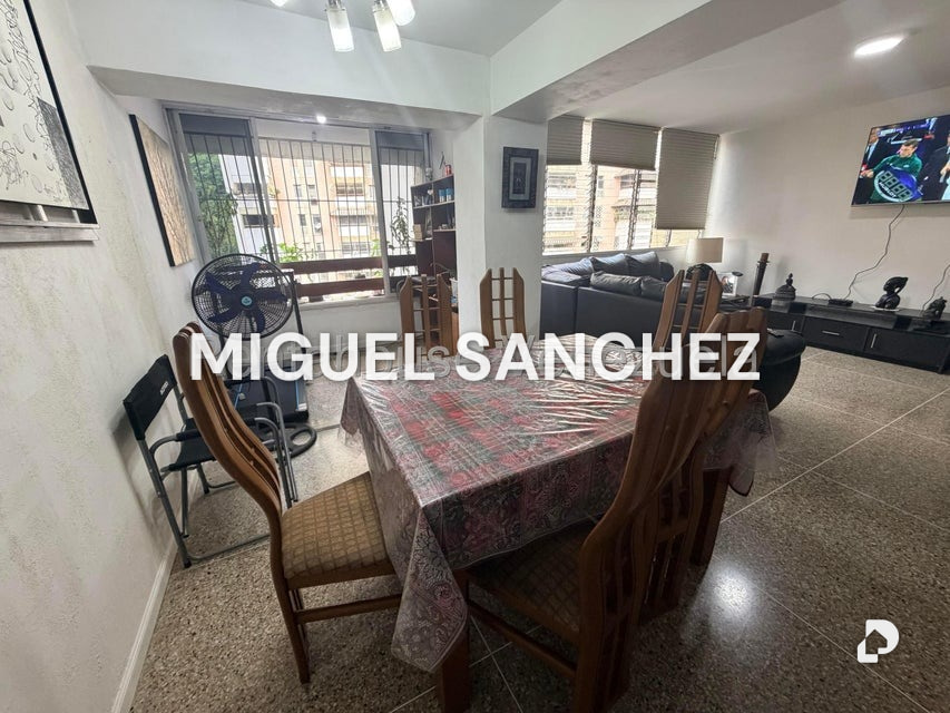 Apartamento en Colinas de Santa Mónica, Caracas – 5