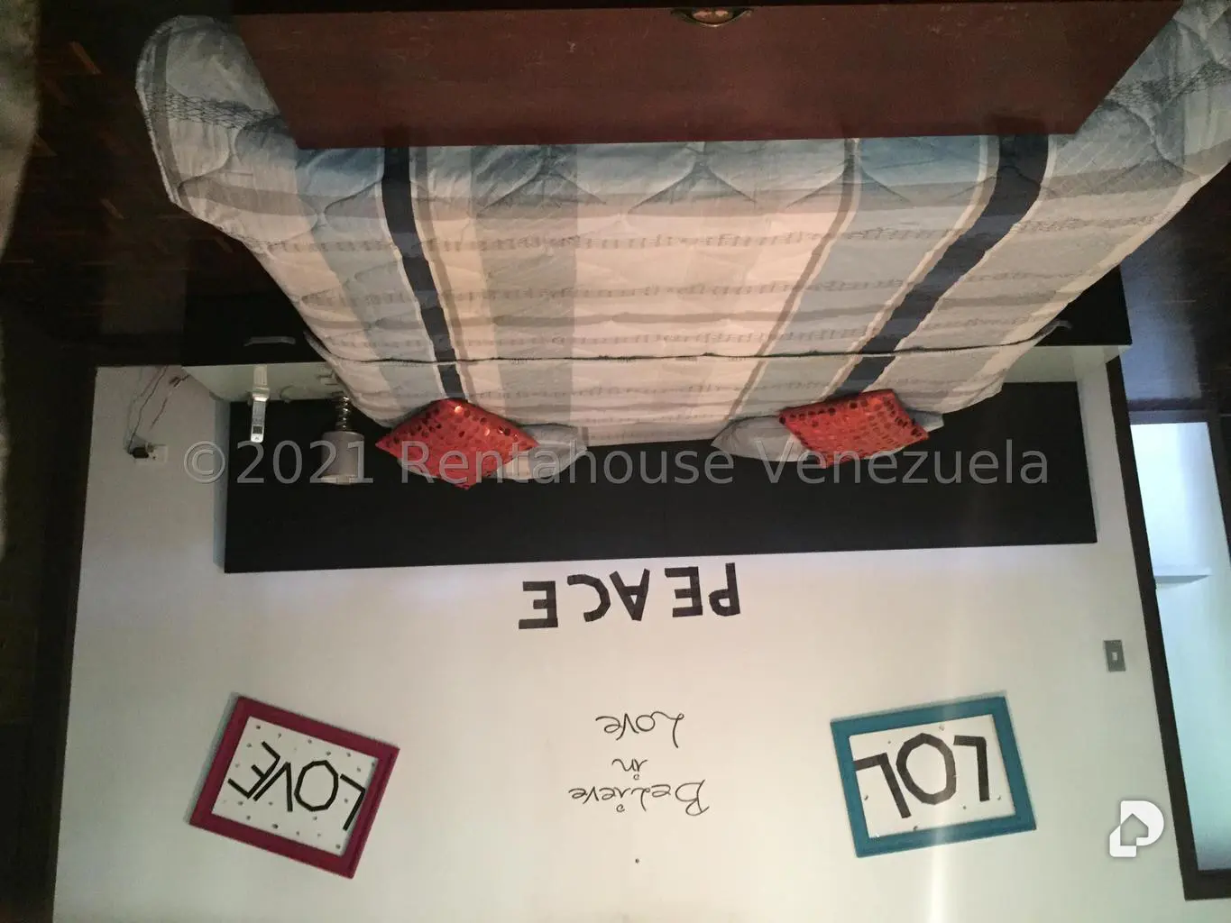 Casa en Prados del Este, Caracas – 23