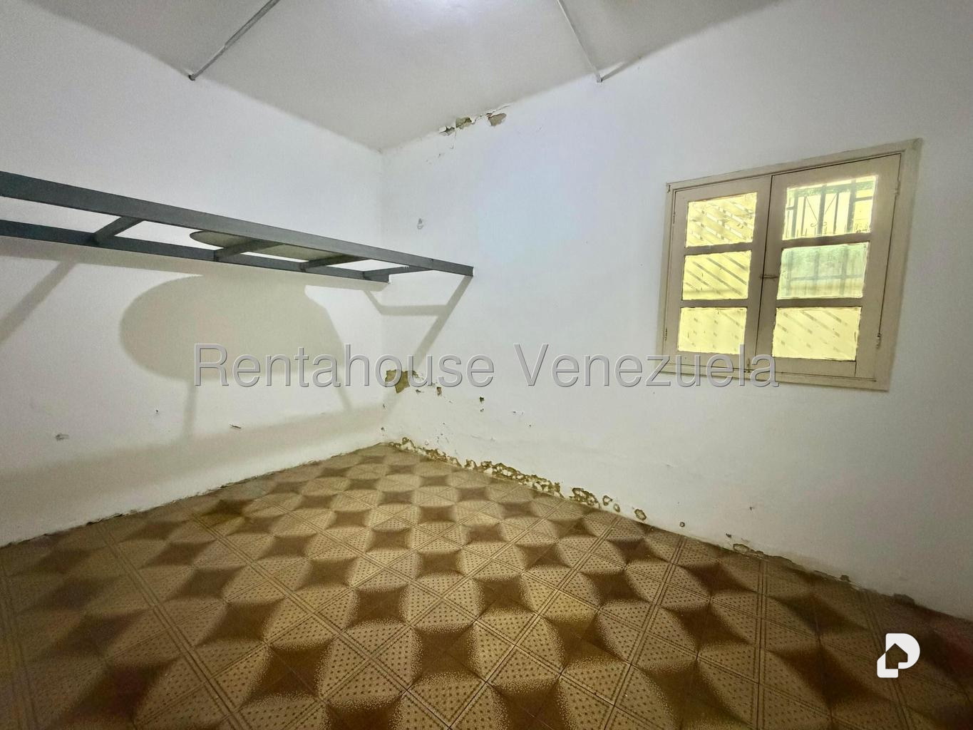 Casa en Bello Monte, Caracas – 12