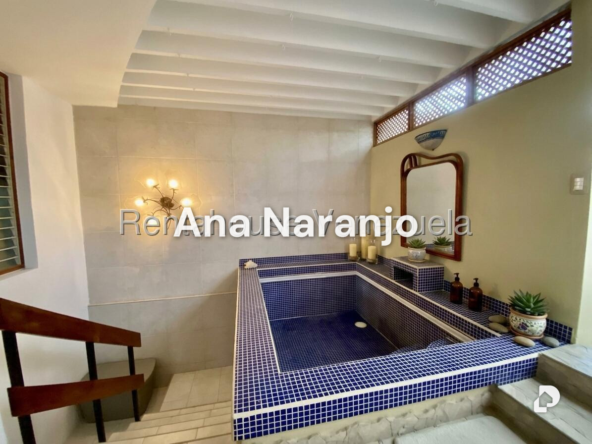 Casa en Lomas De La Trinidad, Caracas – 22