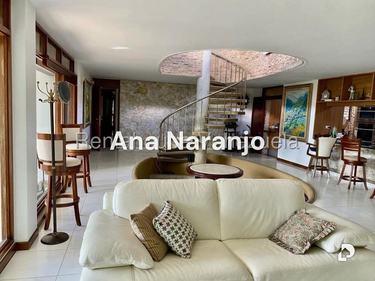 Casa en Lomas De La Trinidad, Caracas – 5