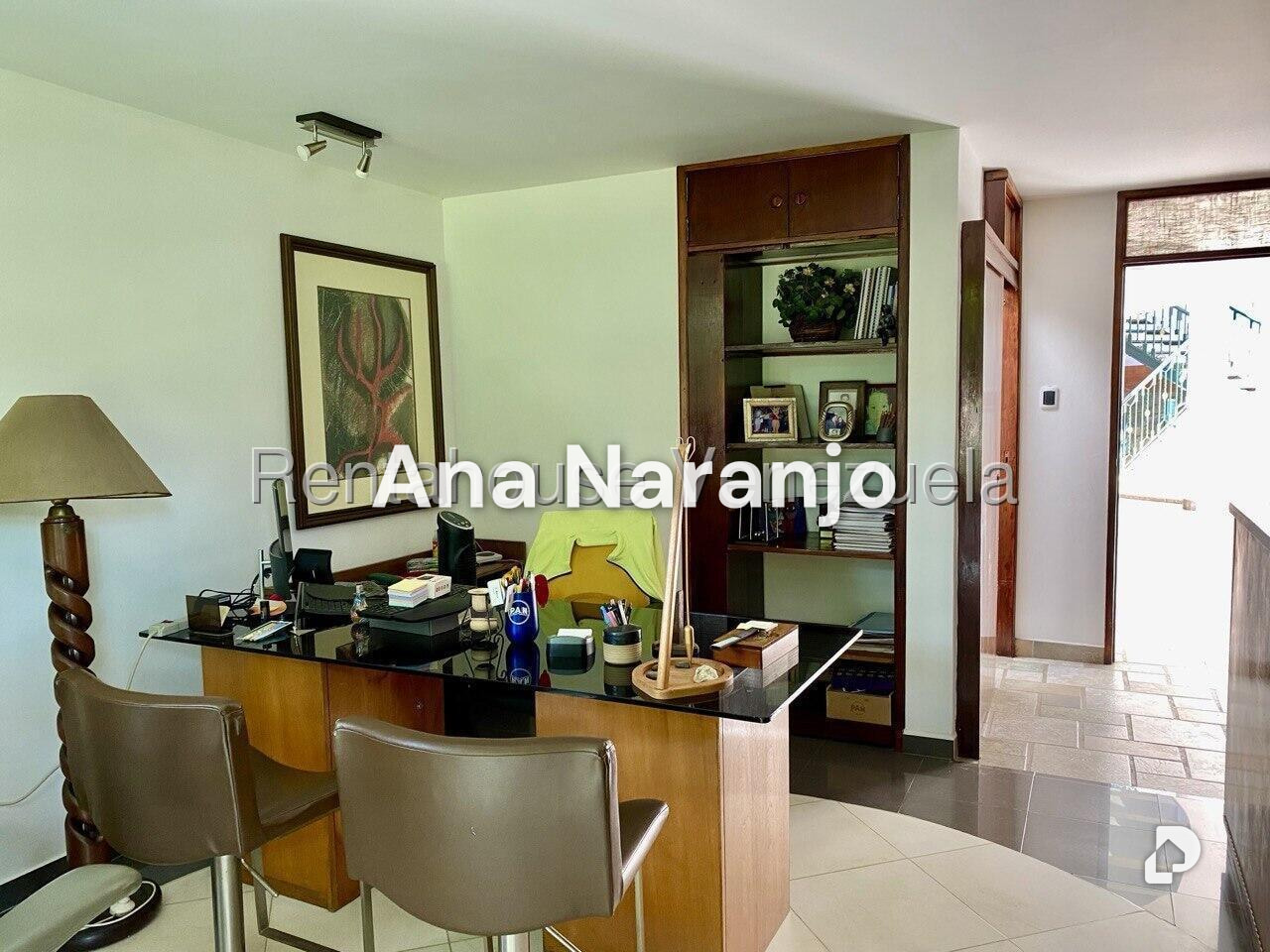 Casa en Lomas De La Trinidad, Caracas – 16