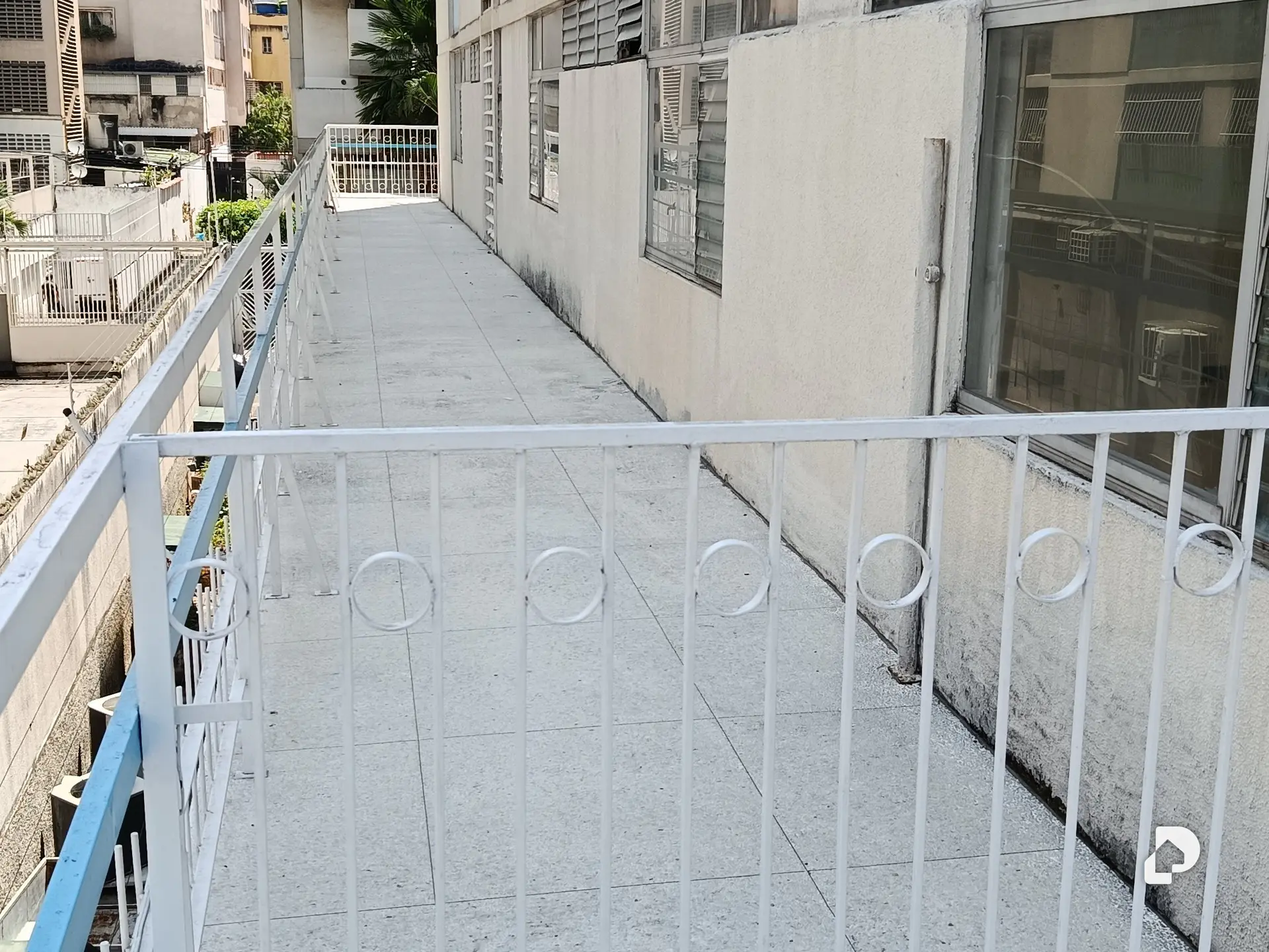 Oficina en La Florida, Caracas – 23