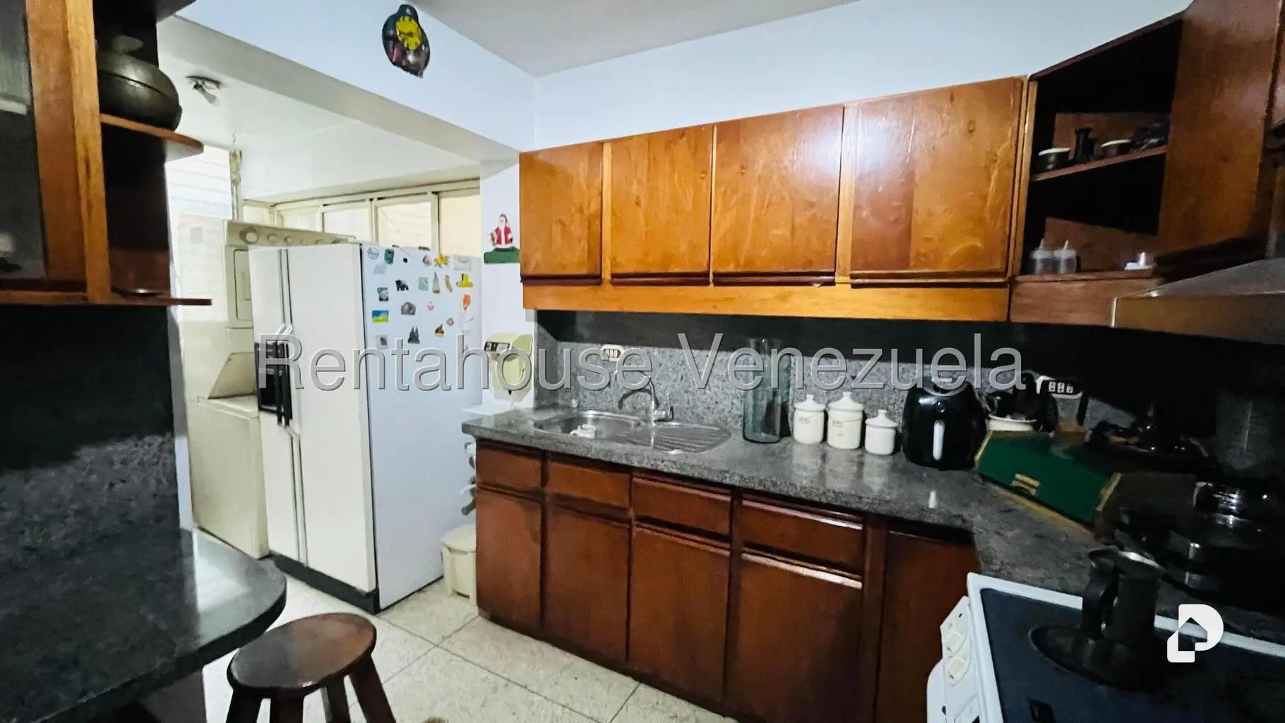 Apartamento en Santa Fe Sur, Caracas – 18