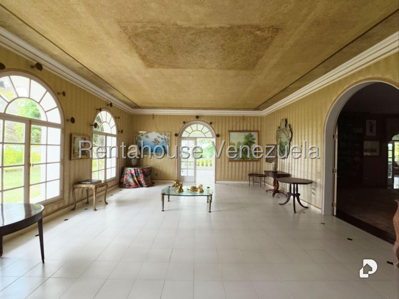 House in La Lagunita Country Club, Caracas – 9