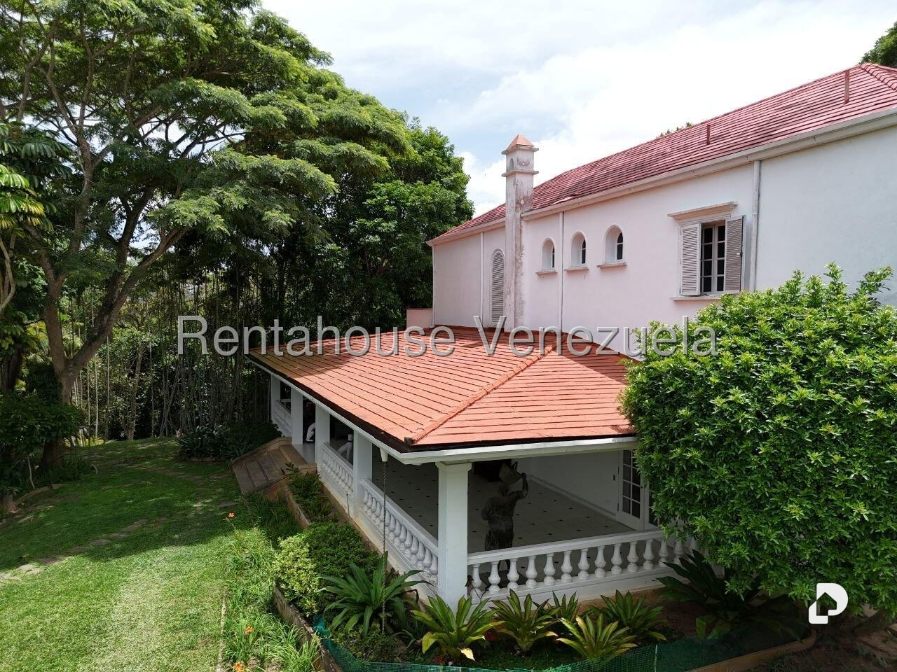 House in La Lagunita Country Club, Caracas – 4