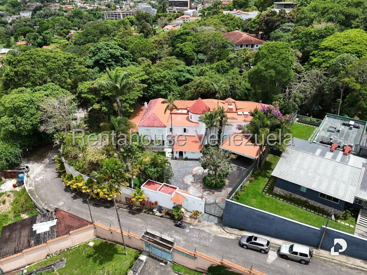 House in La Lagunita Country Club, Caracas – 3