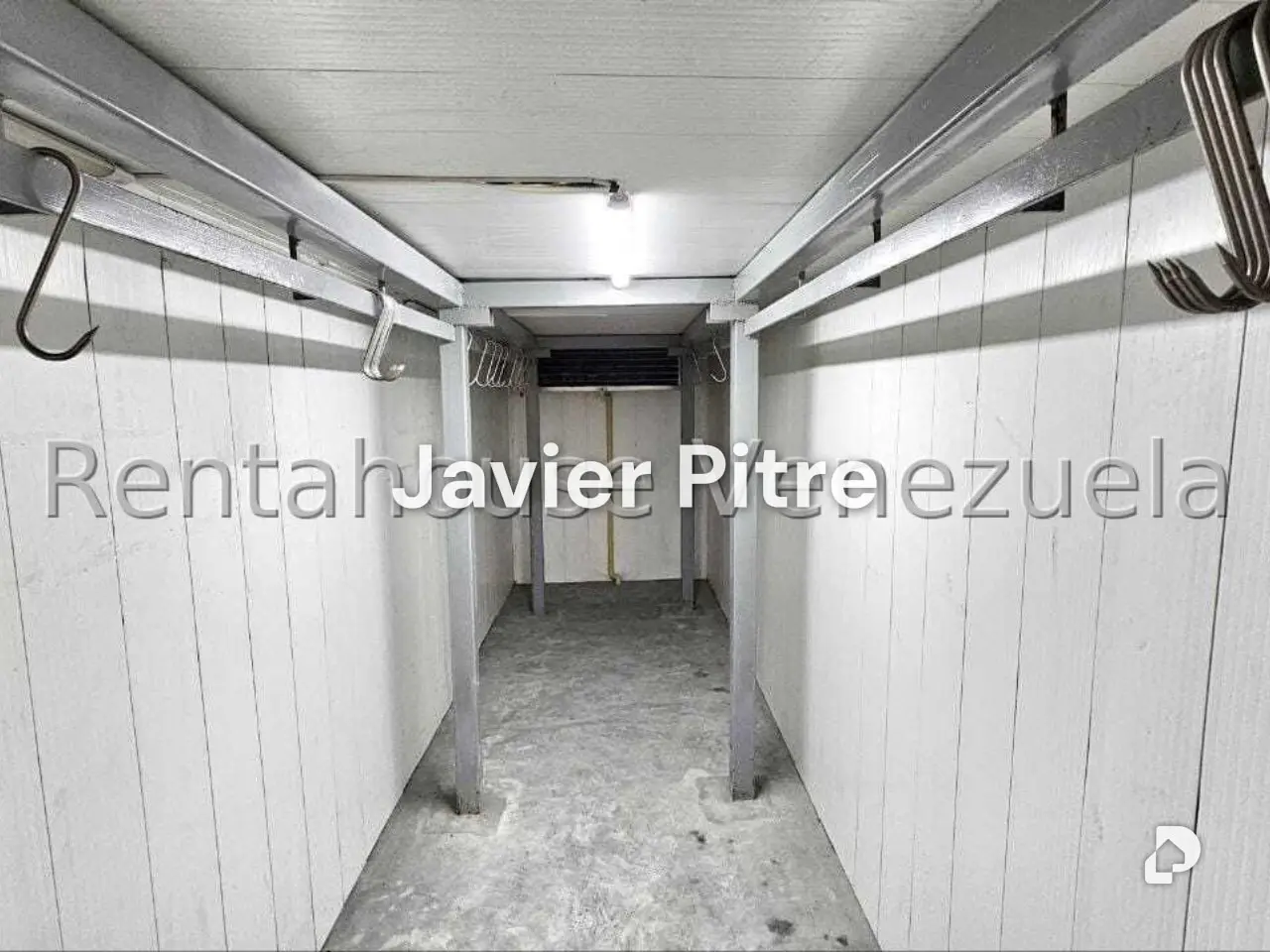 Edificio en La Florida, Caracas – 8
