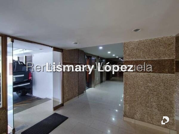 Apartamento en Guaicay, Caracas – 17