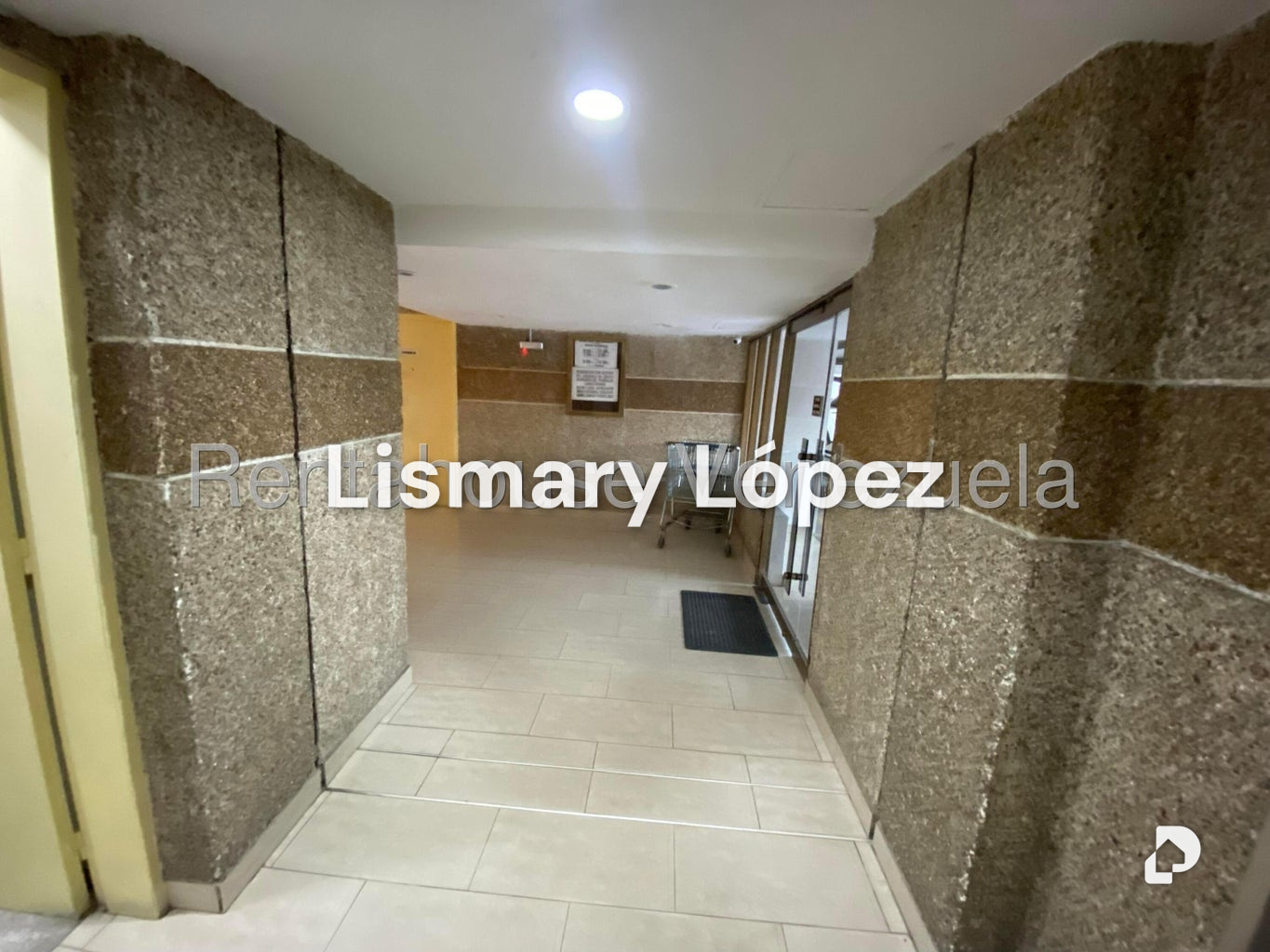 Apartamento en Guaicay, Caracas – 15