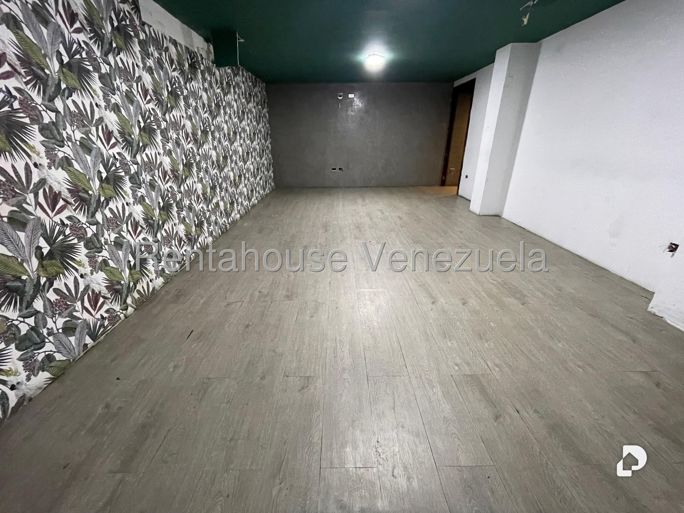 Local comercial en Las Mercedes, Caracas