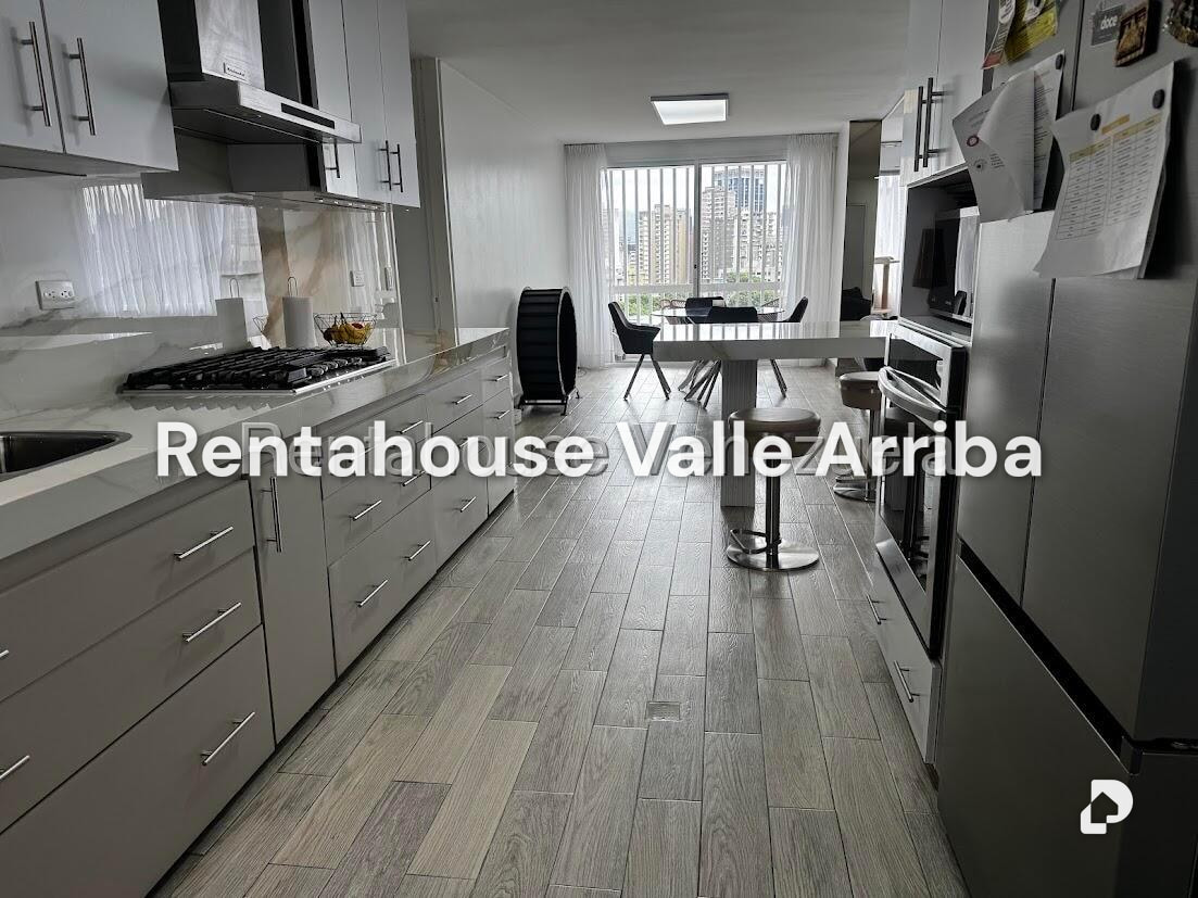 Apartamento en San Bernardino, Caracas – 11