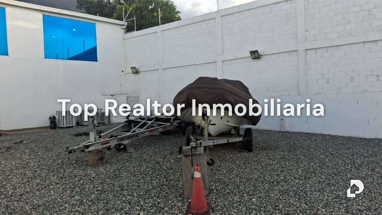 Terreno en Macuto – 11