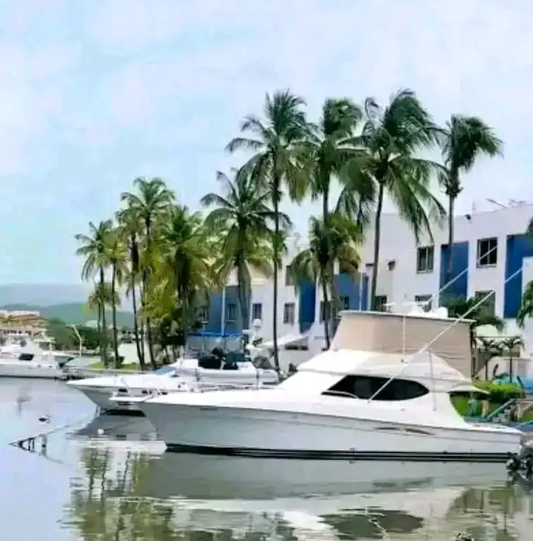 Apartamento en Complejo Turístico El Morro, Lechería - 1