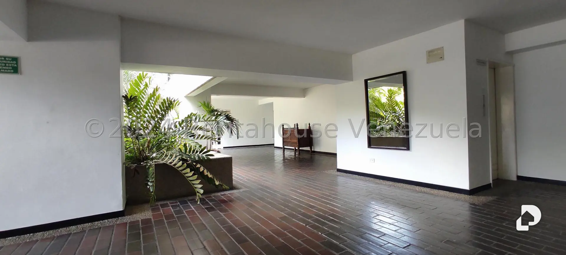 Apartamento en Alto Hatillo, Caracas – 2