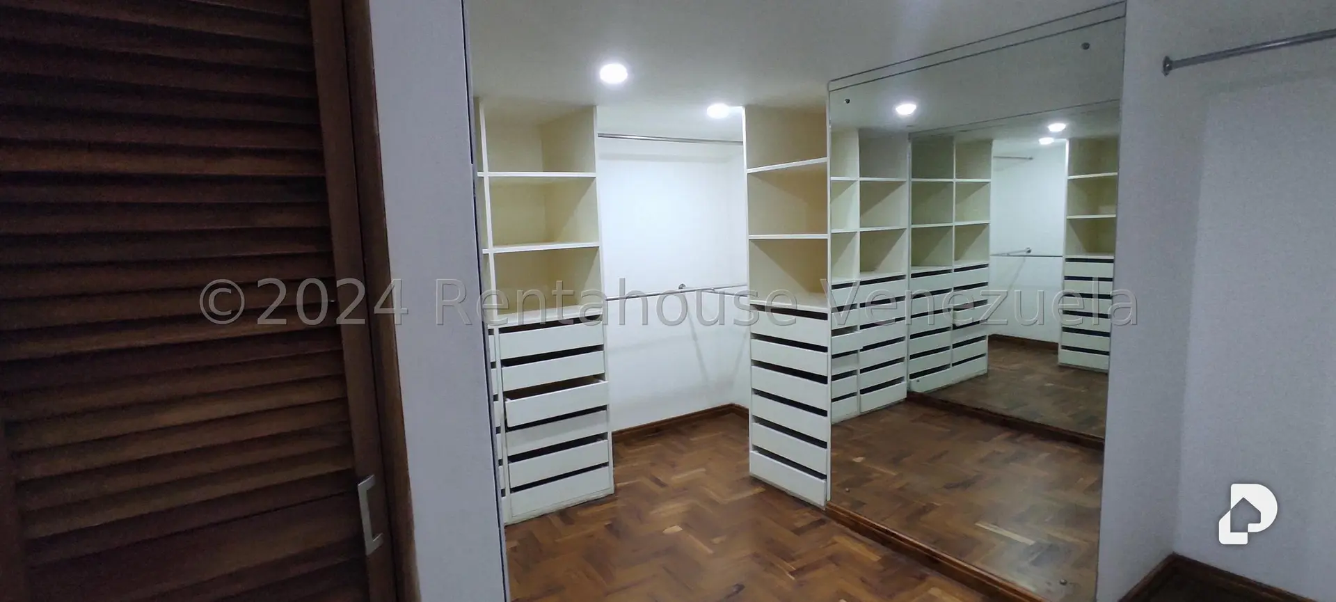 Apartamento en Alto Hatillo, Caracas – 27