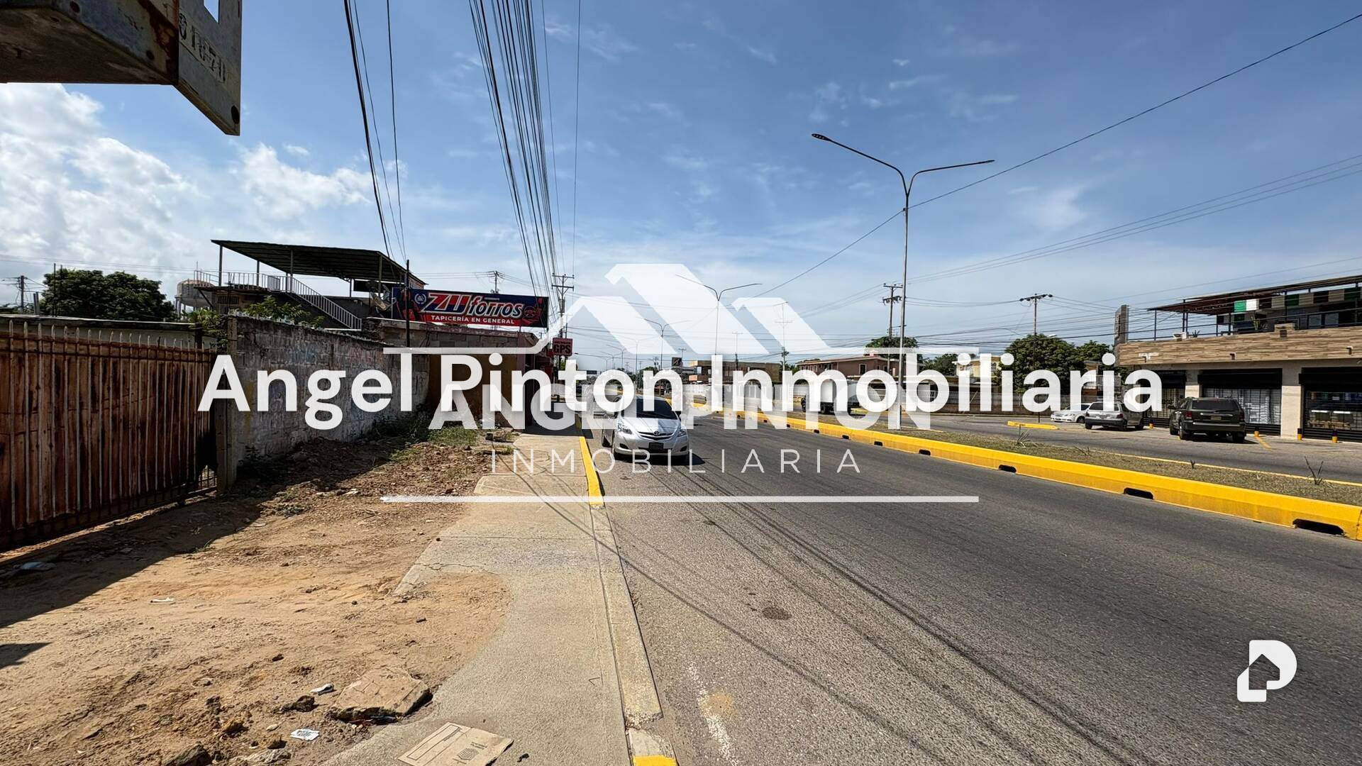 Terreno en Avenida Intercomunal, Cabimas – 4
